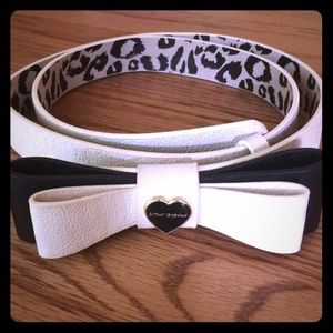 Betsey Johnson Heart Stitched Bow Belt